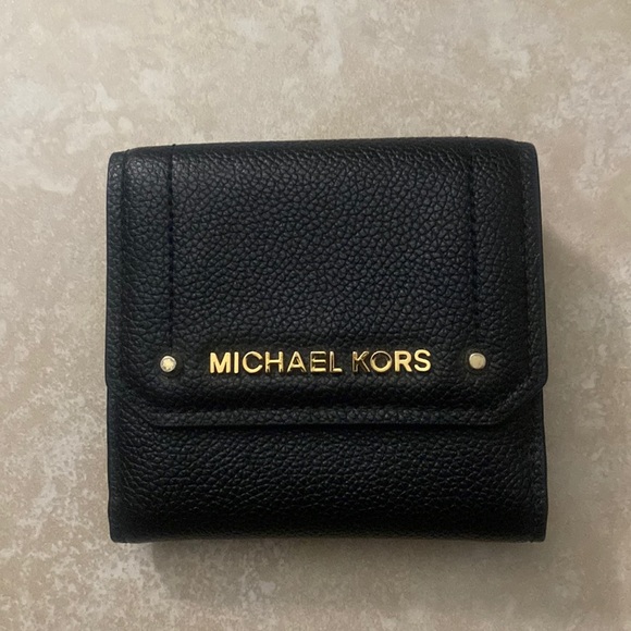 Michael Kors pebble leather Wallet
